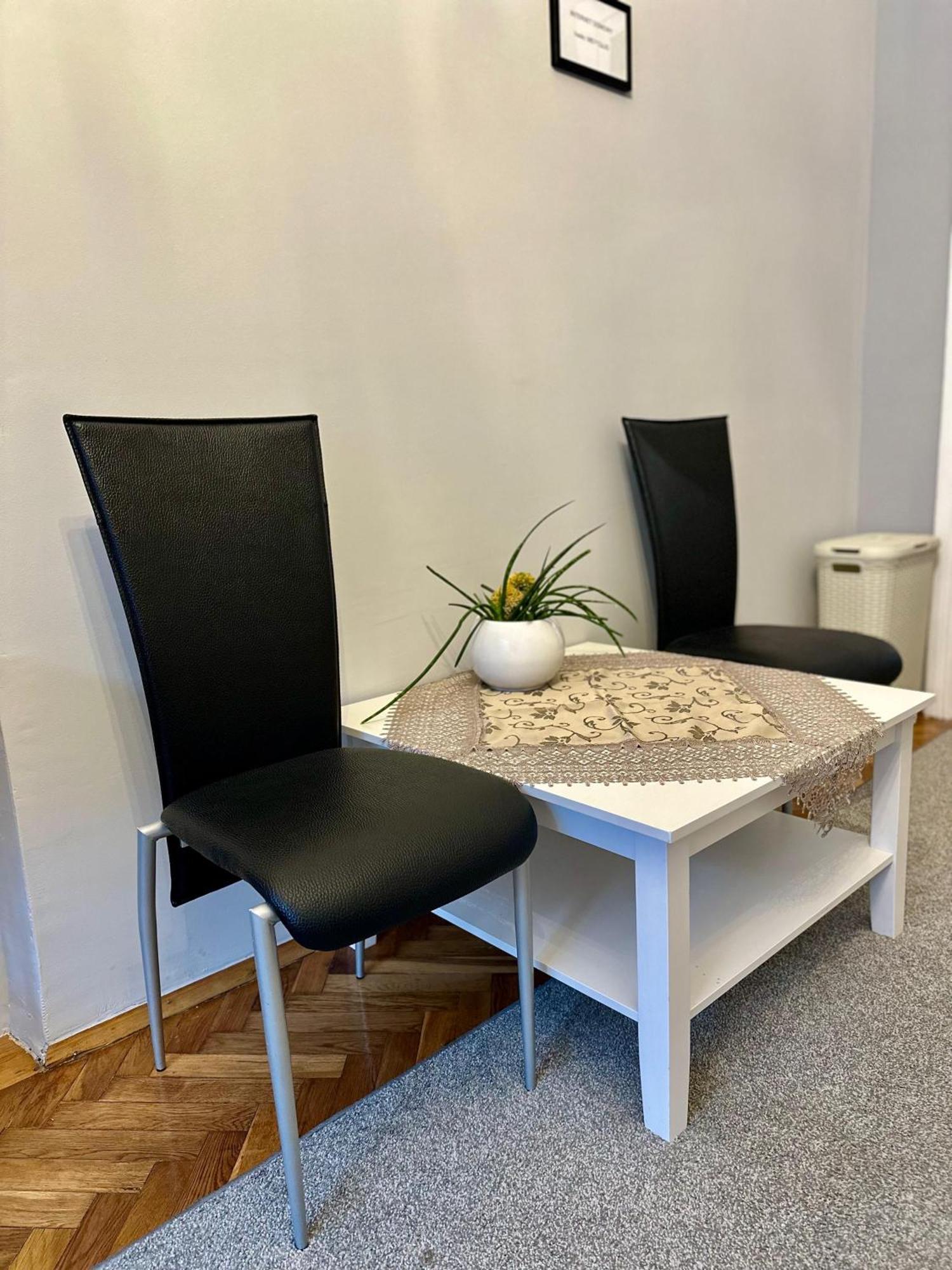 Apartament Przy Dworcu Radom Exterior foto